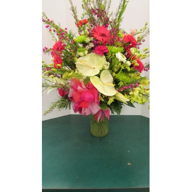 Vase Arrangement, with Pinks, Whites and Greens SF-38