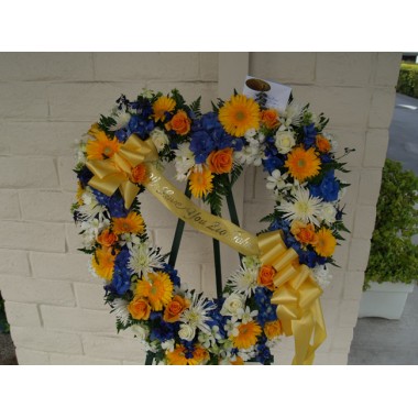 Heart and Wreath Arrangement, without the blue flowers